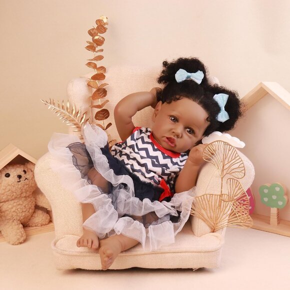 🆕22.8 Inch Reborn Doll with Soft Cloth Body African American Luna Girl Doll - Picture 4 of 8